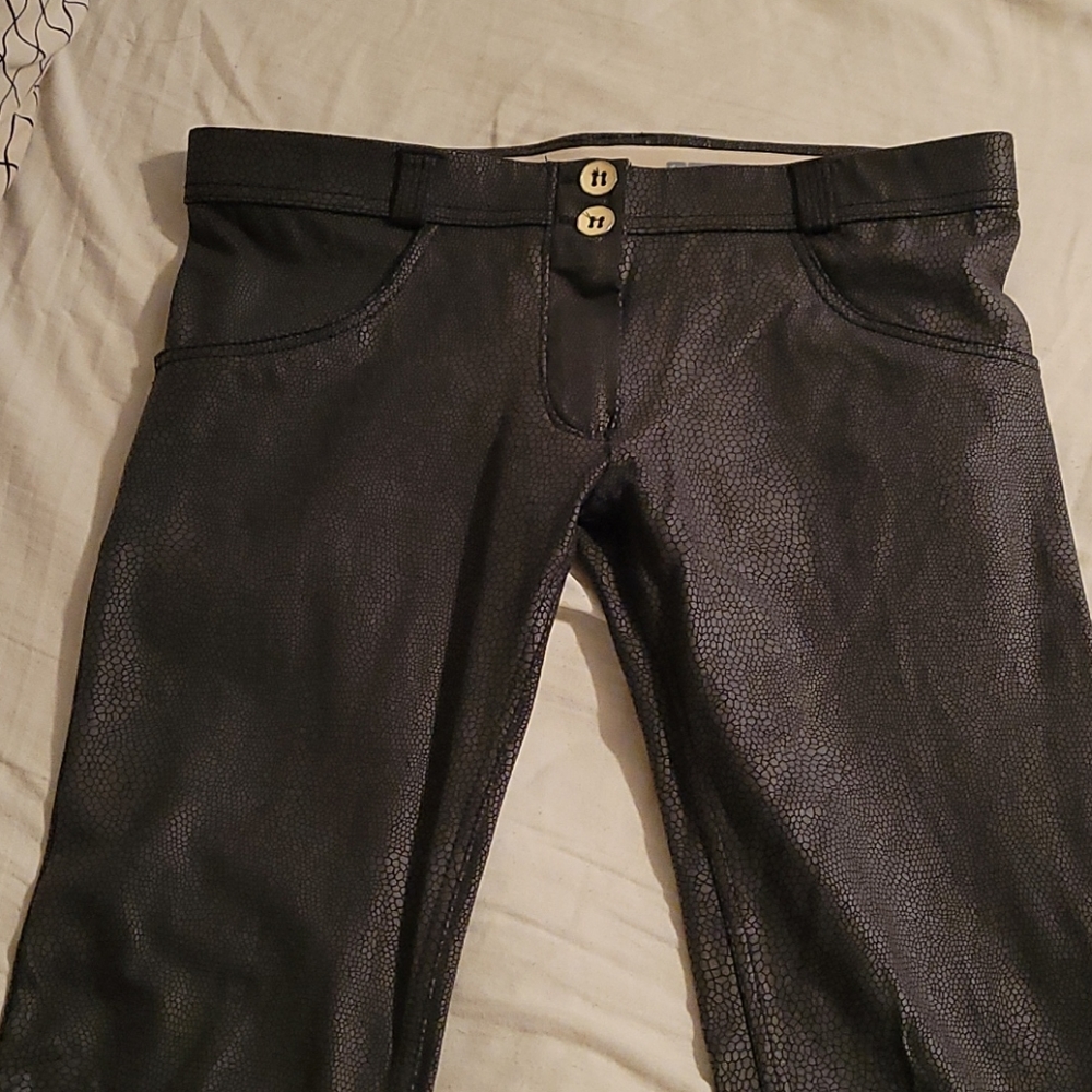 Freddy wr.up snake skin pants